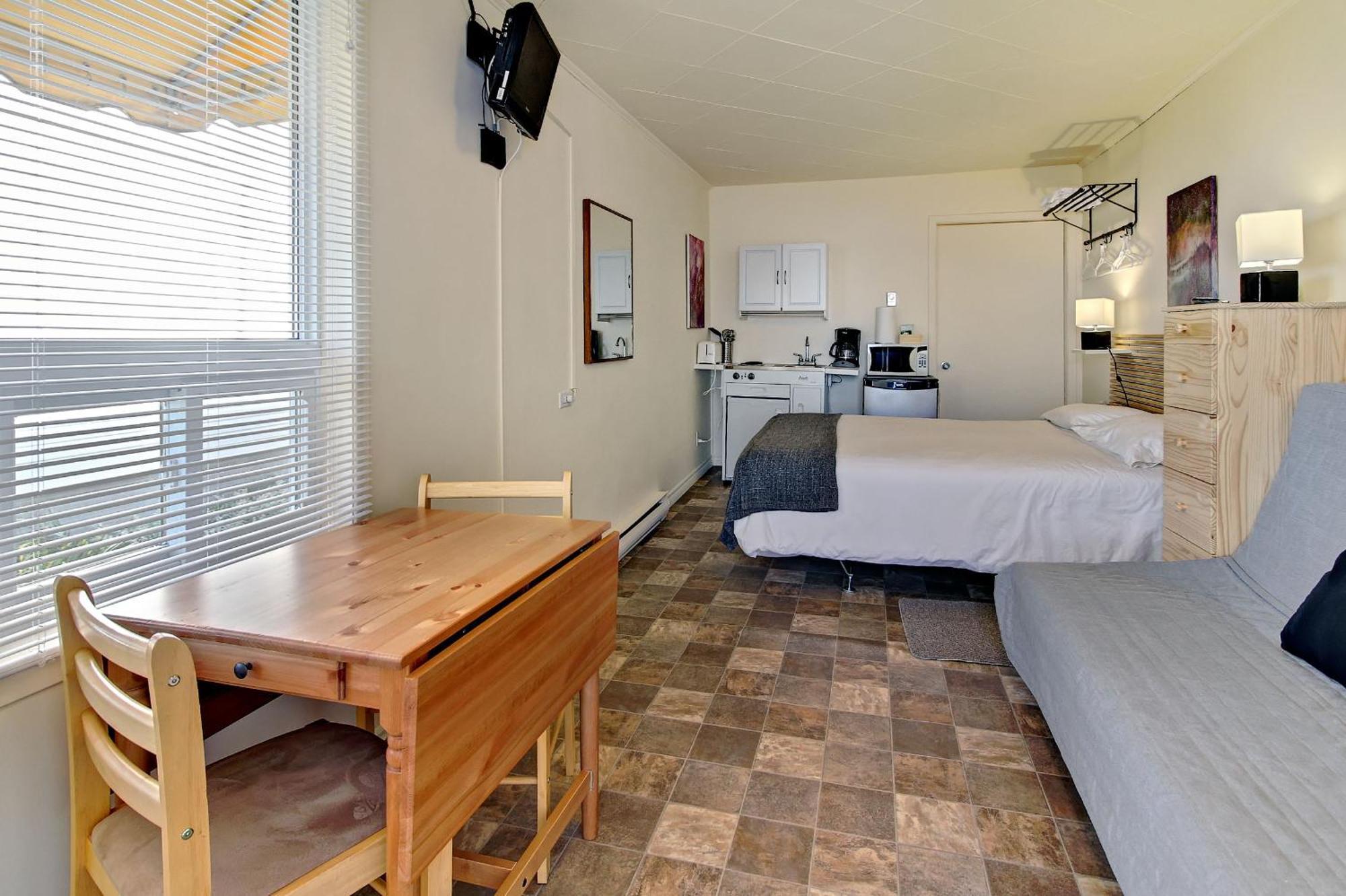Le Saint-patrick Motel 2*